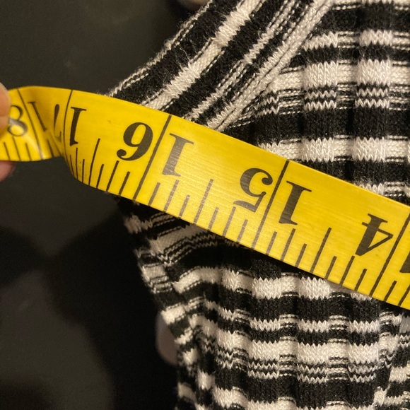 Vans knit dress/ black / white , size L. Cute summer dress - Picture 5 of 5